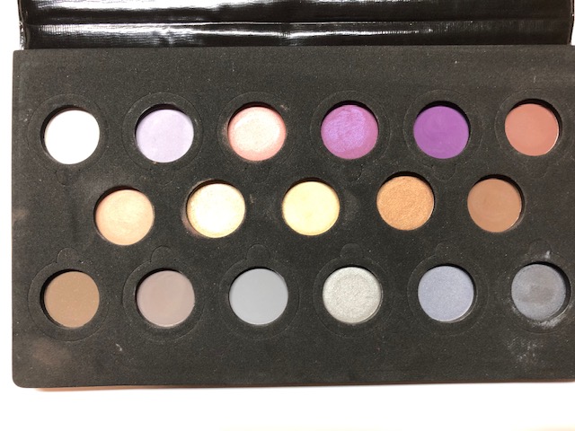 EYESHADOW_DIAM.27_1